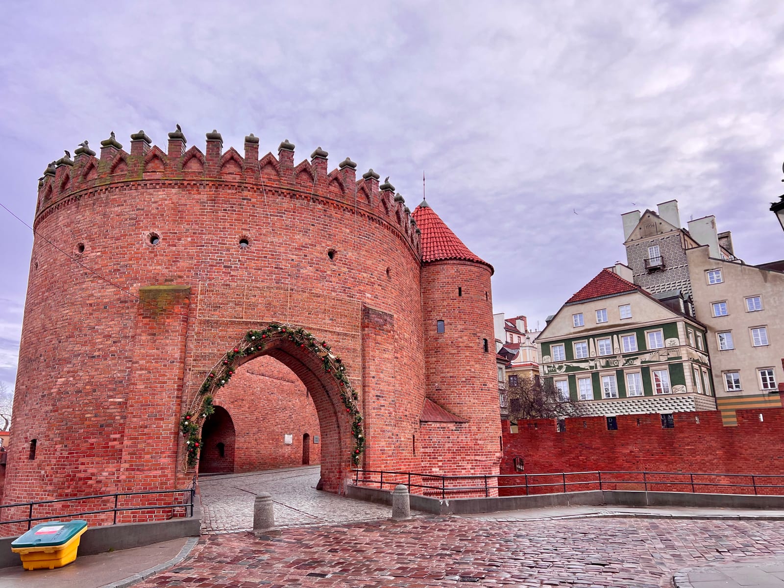 Panorama murów starówki od południa